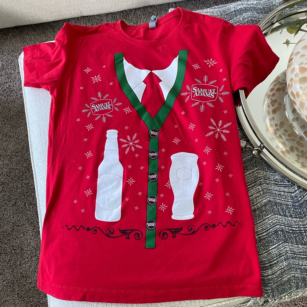 🔥 Sale (10 for $25)🔥 Sam Adams Christmas T-Shirt